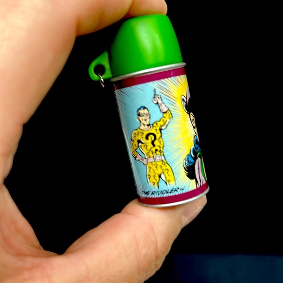 Retro  2000  Hallmark Keepsake “Super Friends “ 2 piece lunch box ornaments - Picture 10 of 13